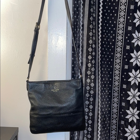 kate spade Handbags - KATE SPADE Crossbody Bag